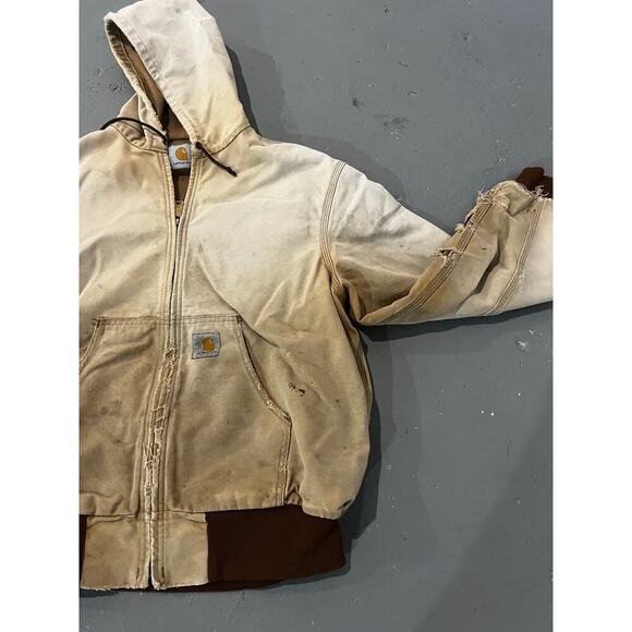 Vintage Carhartt jacket - Picture 2 of 7